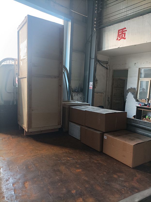 客户定制400型超声波旋振筛加配件发货